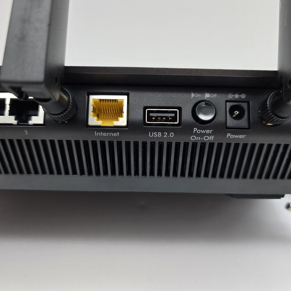 NETGEAR Nighthawk Smart WiFi Router (R7000P) - AC2300 Wireless Tested Works - Picture 10 of 13